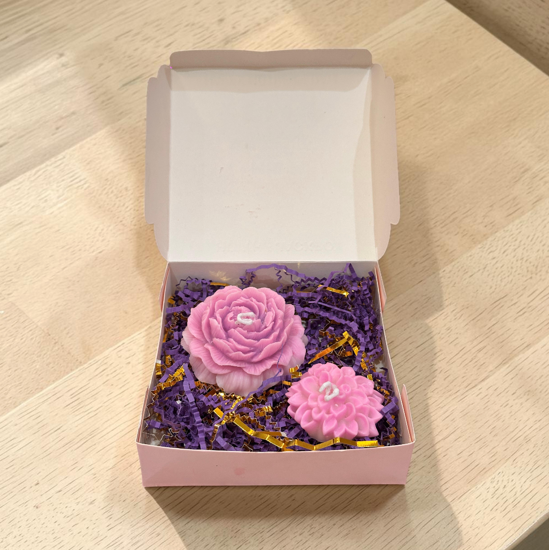 Mother’s Day Floral Candle Hamper Box