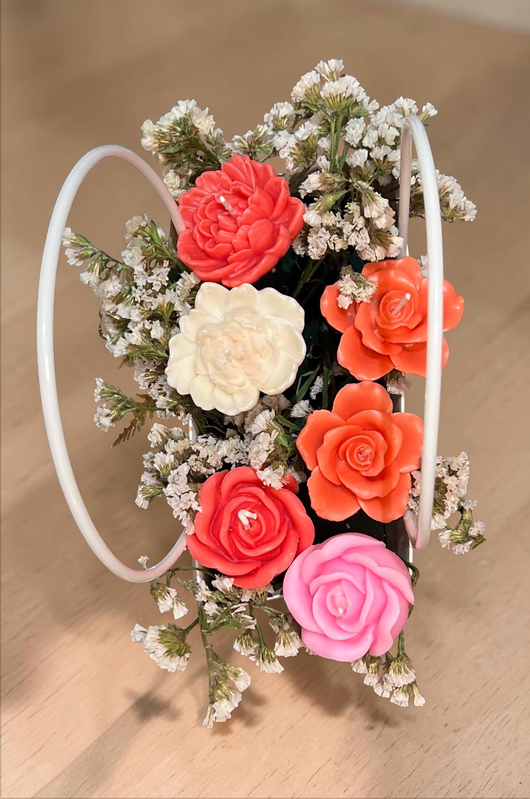 Bloom Luxe Candle Bouquet