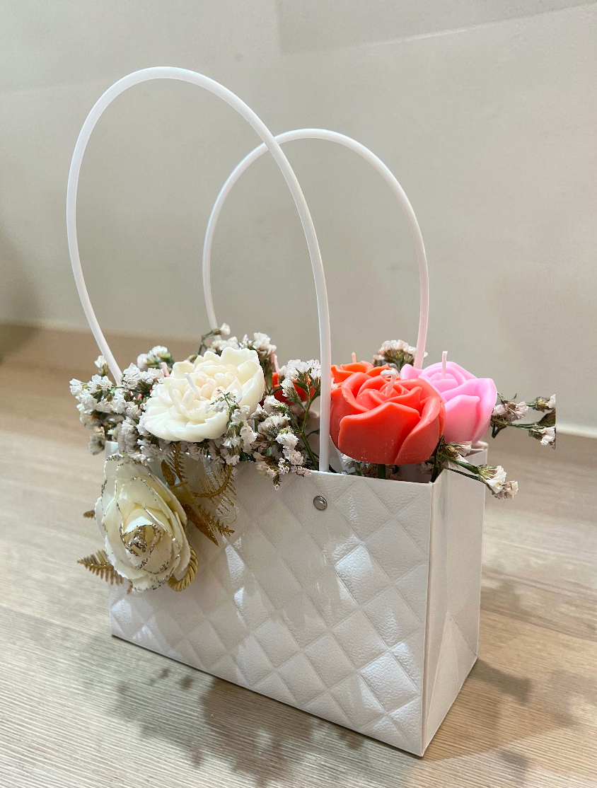 Bloom Luxe Candle Bouquet